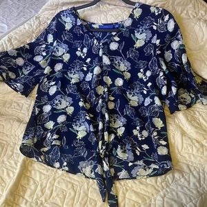 Short sleeve blouse